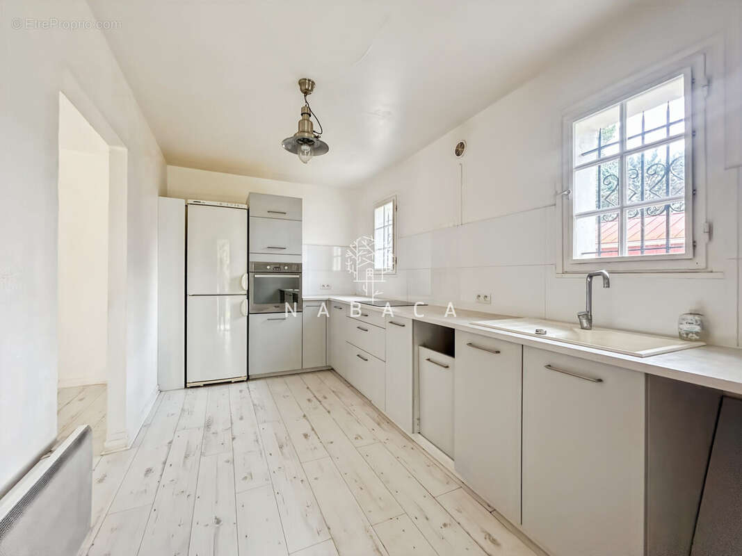 Maison à MONTAUROUX