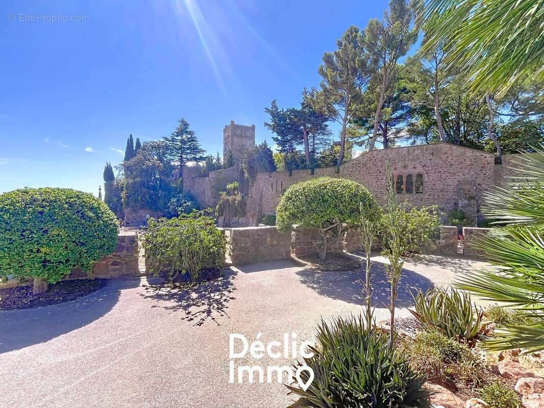 Appartement à MANDELIEU-LA-NAPOULE