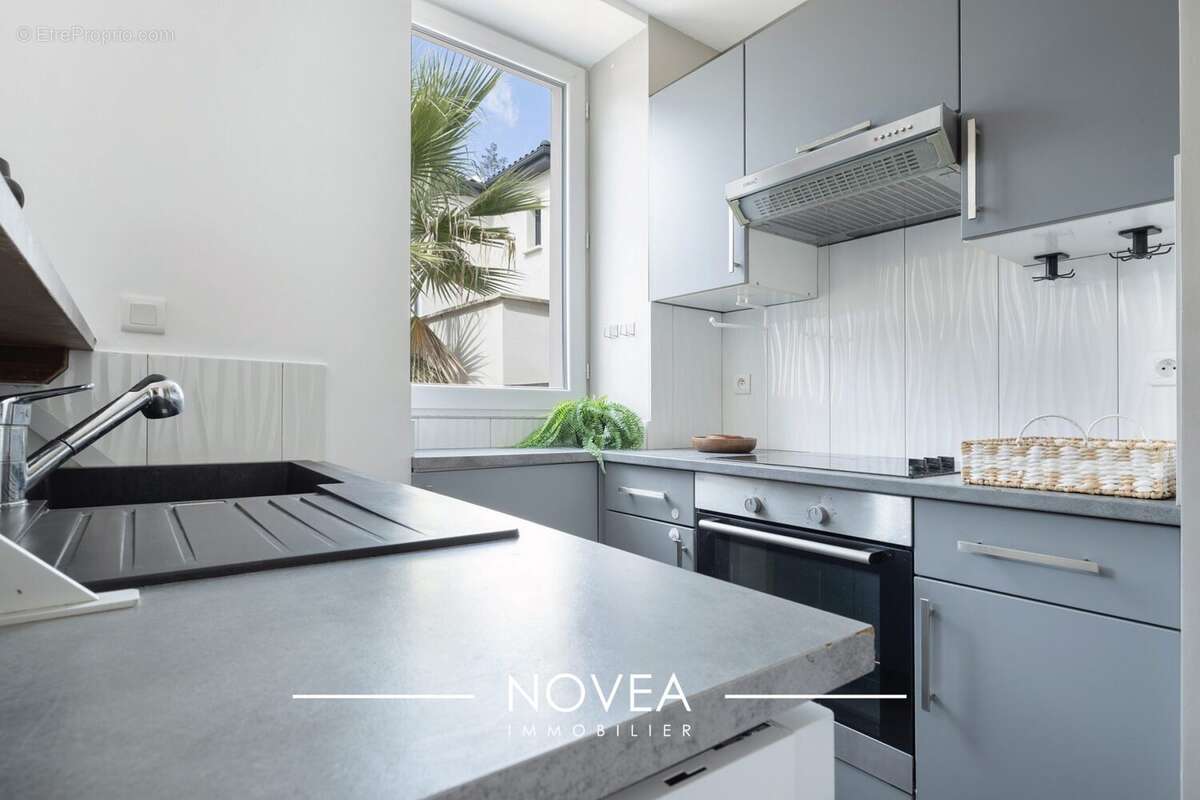 Appartement à TASSIN-LA-DEMI-LUNE