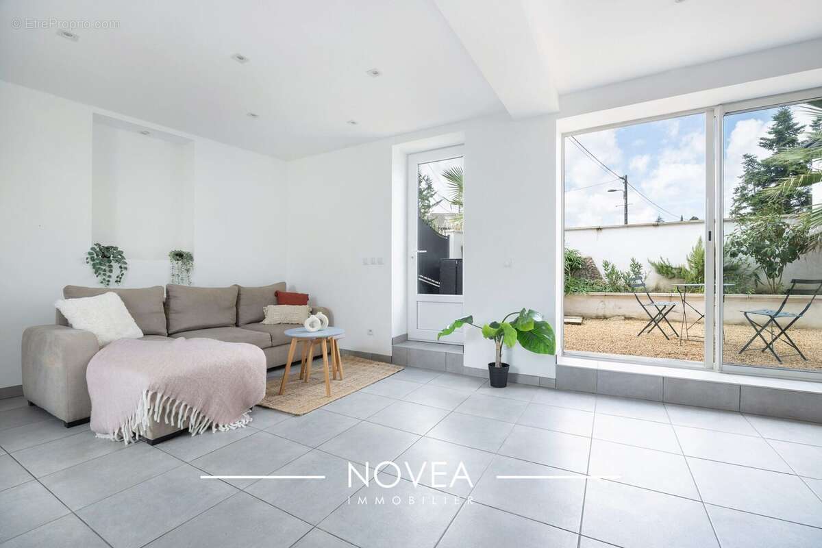 Appartement à TASSIN-LA-DEMI-LUNE