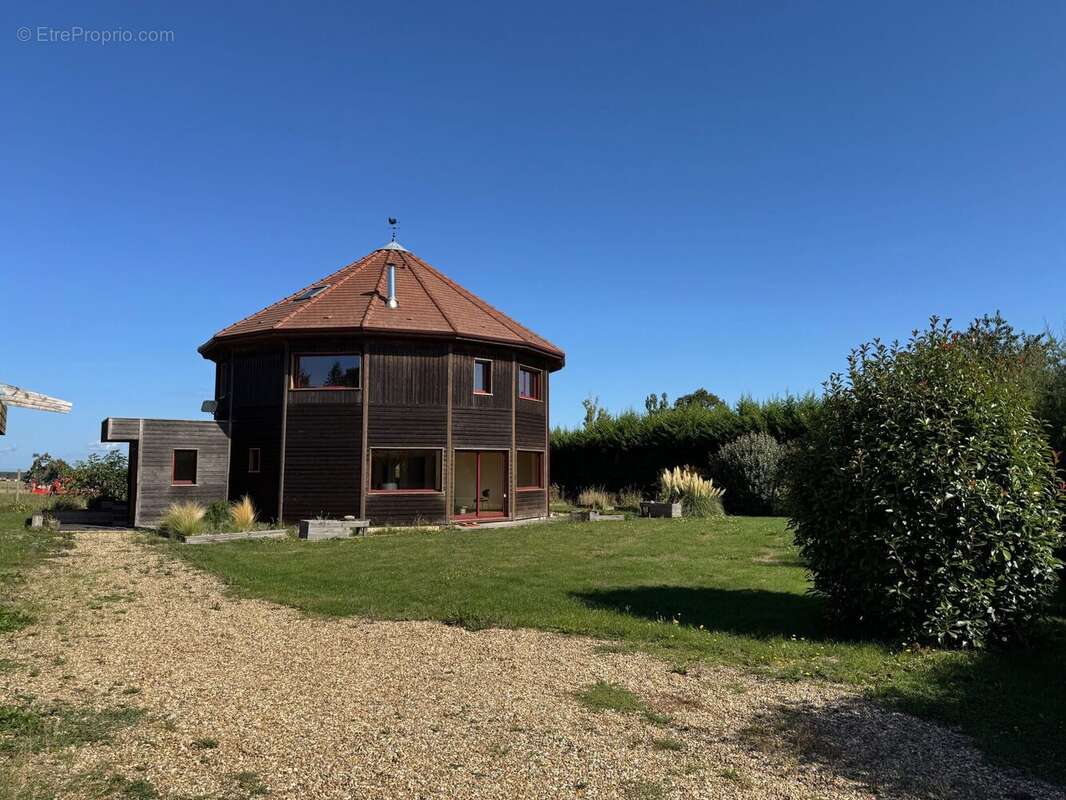 Maison à PACY-SUR-EURE