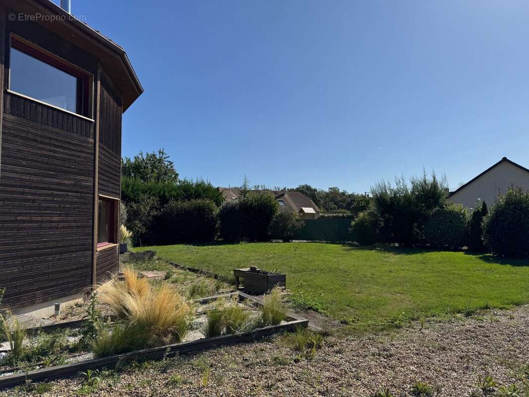 Maison à PACY-SUR-EURE