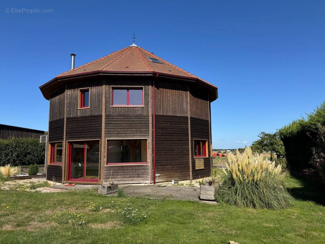 Maison à PACY-SUR-EURE