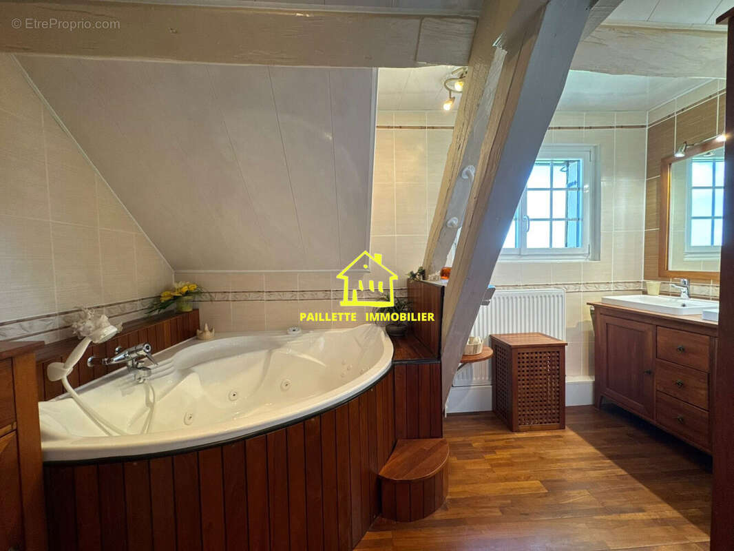 Maison à CAUVILLE-SUR-MER