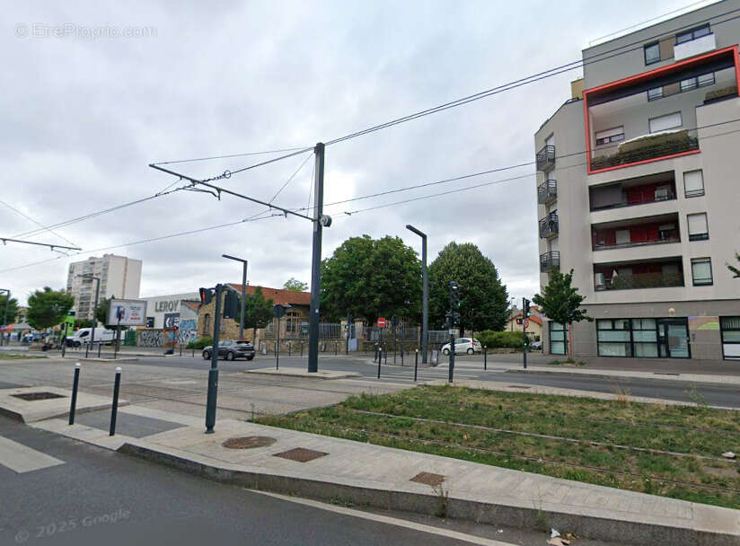 Parking à VITRY-SUR-SEINE