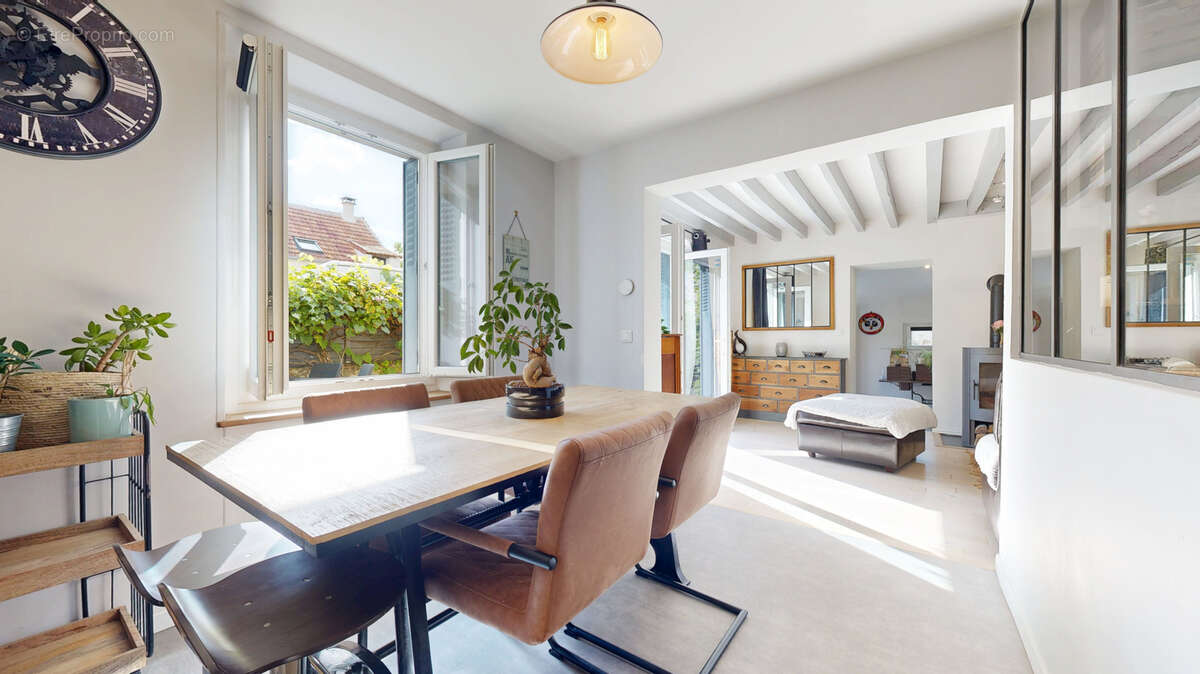 Maison à JOUARS-PONTCHARTRAIN