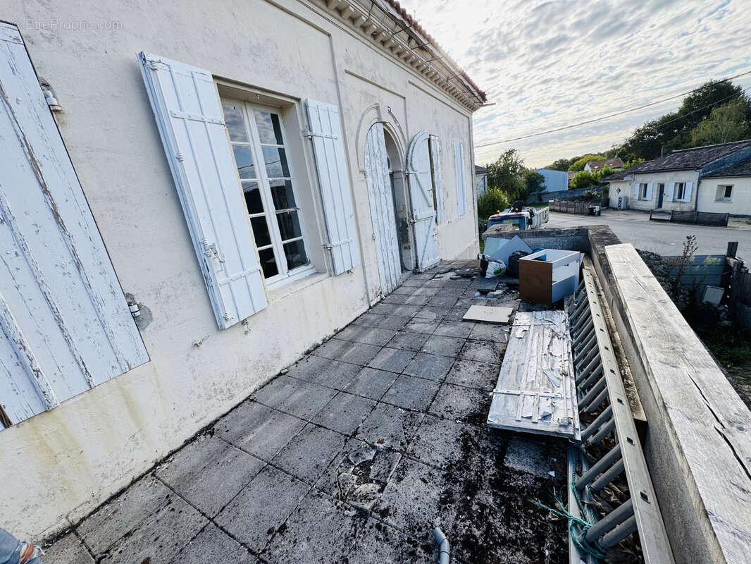 Maison à SAINT-LOUBES