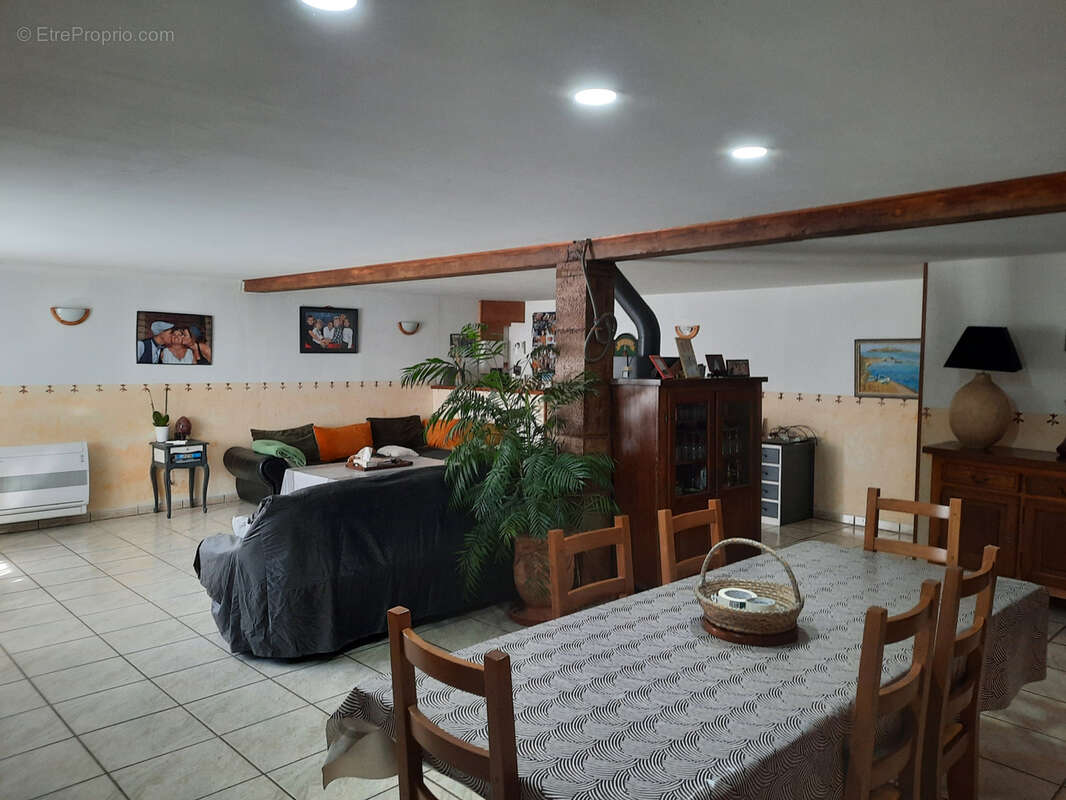 Maison à SAINT-JEAN-ET-SAINT-PAUL