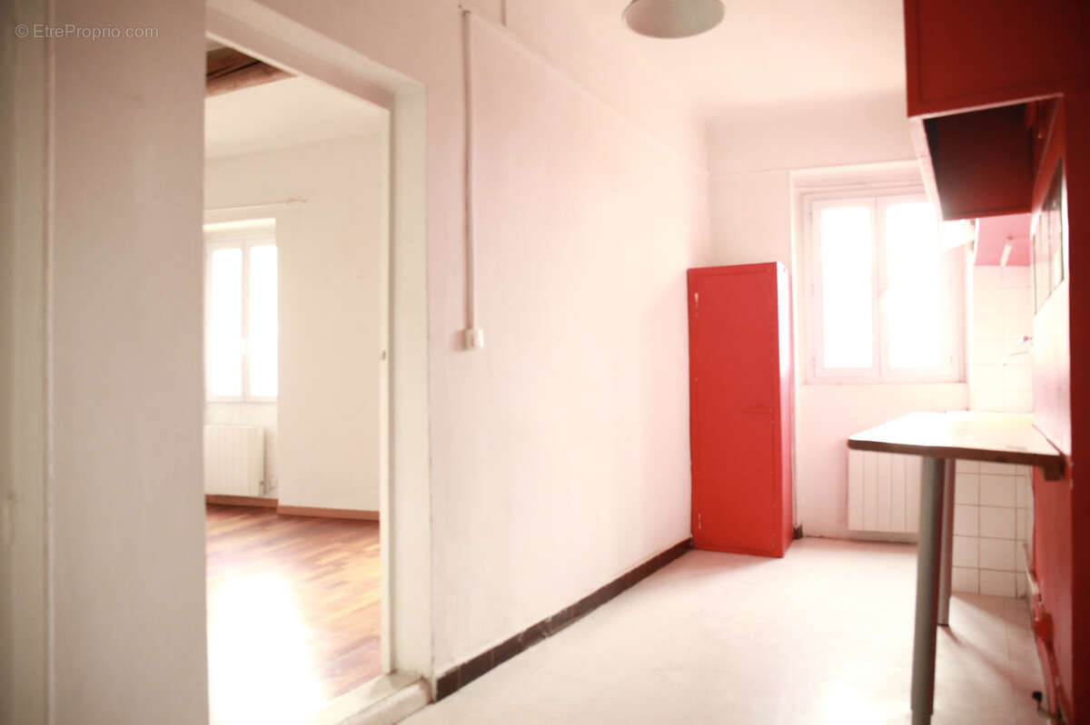 Appartement à MARSEILLE-7E