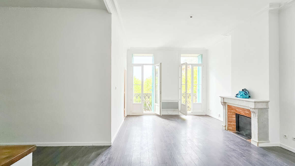 Appartement à HYERES