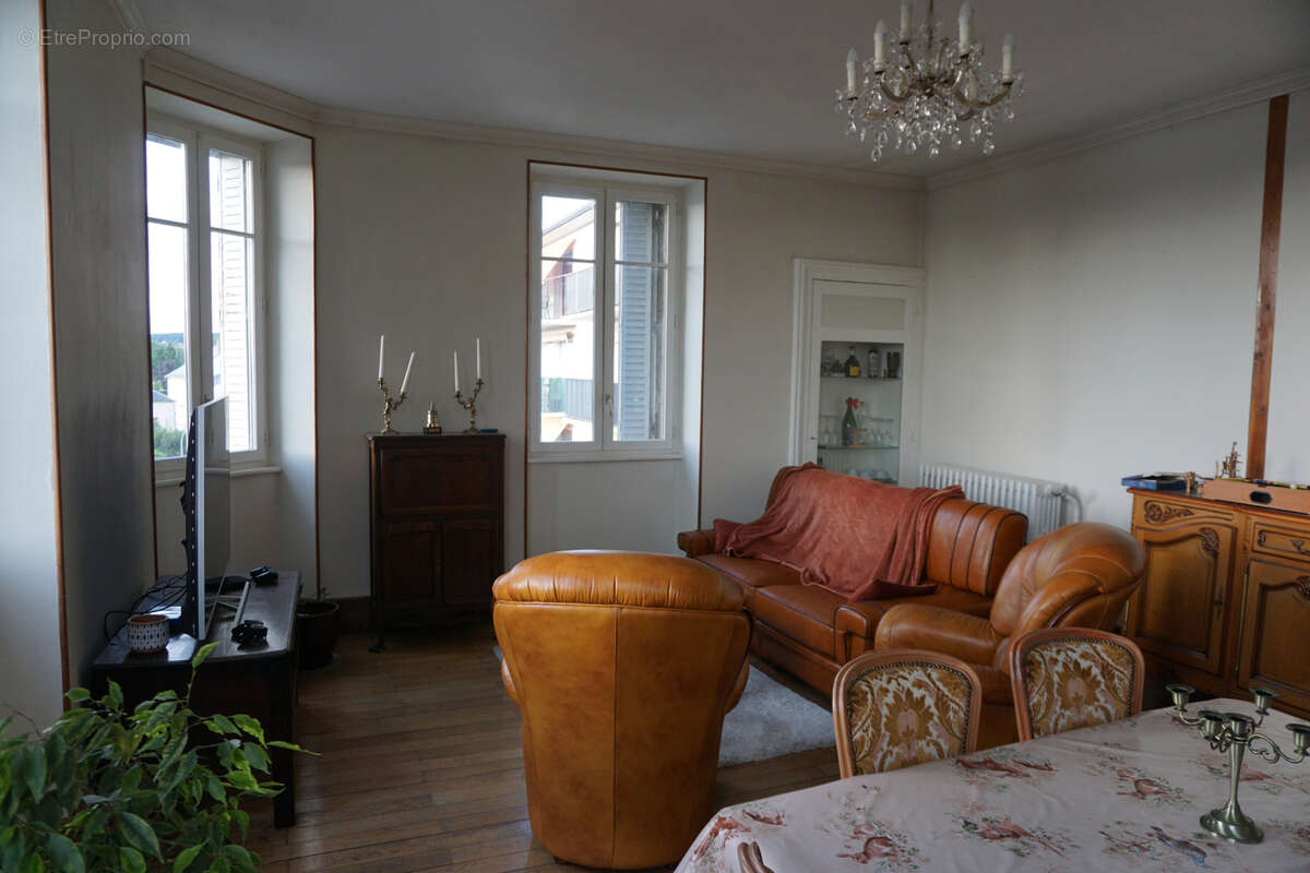 Appartement à DECIZE