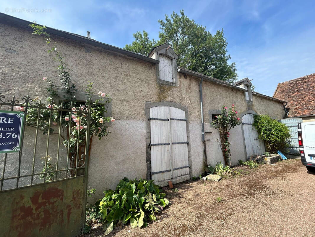 Maison à CHATILLON-EN-BAZOIS