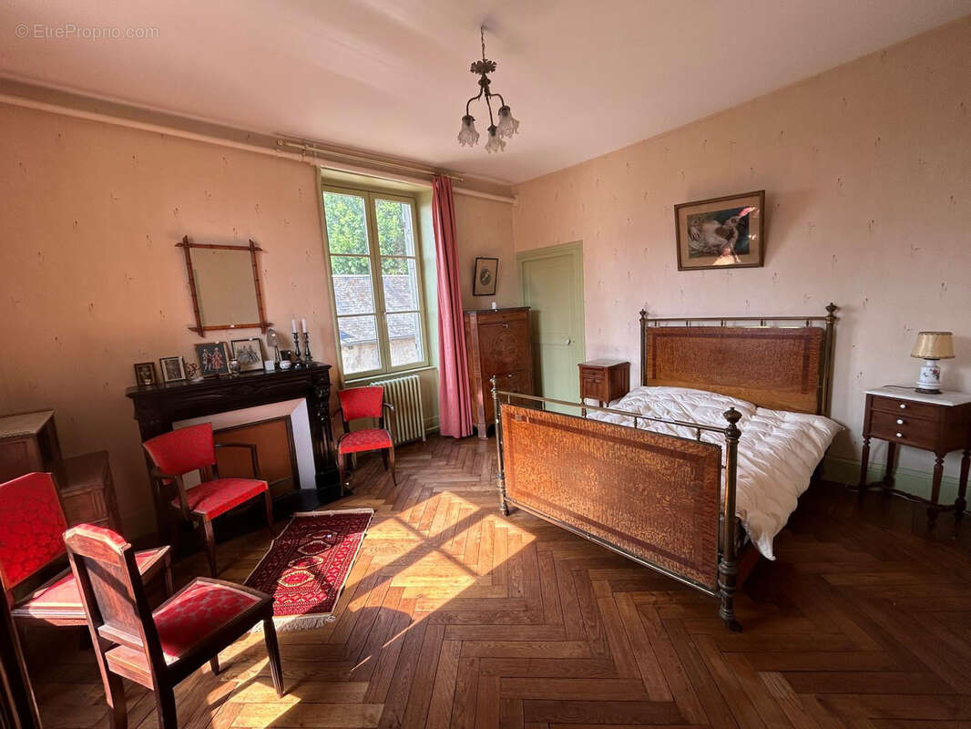 Maison à CHATILLON-EN-BAZOIS