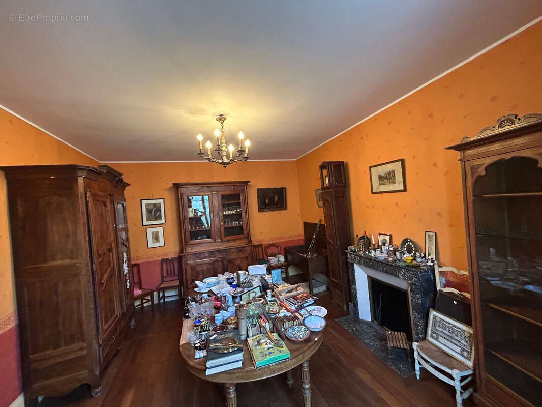 Maison à CHATILLON-EN-BAZOIS