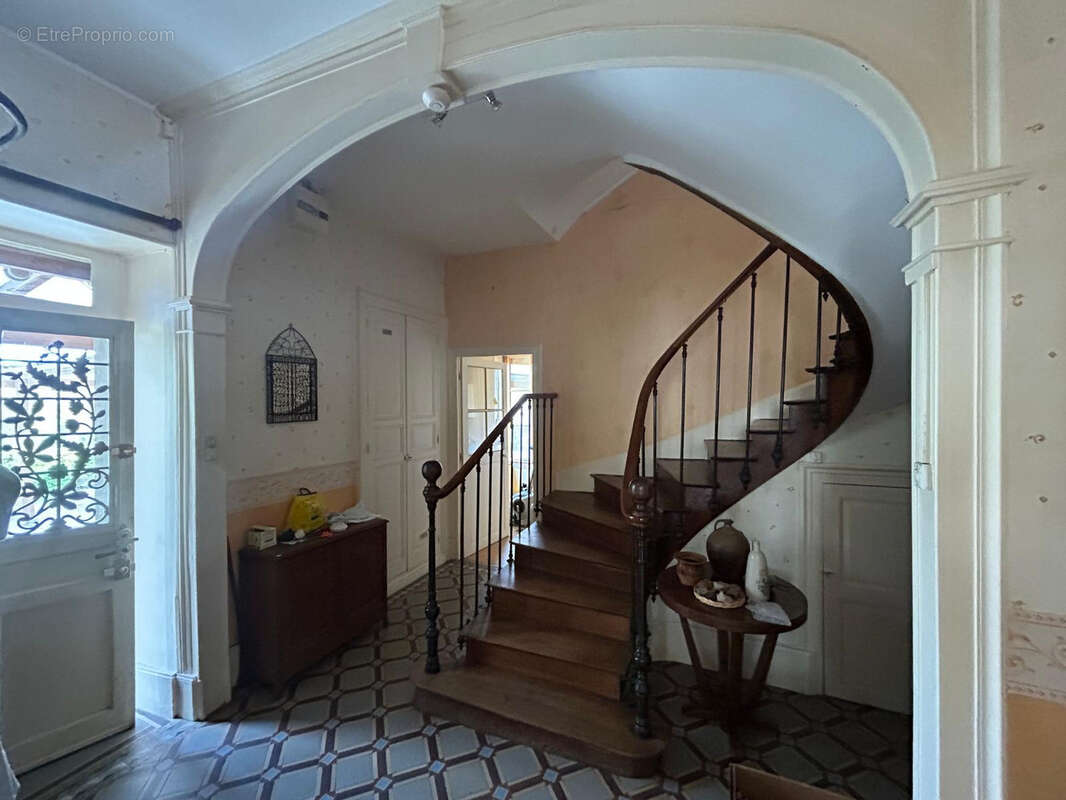 Maison à CHATILLON-EN-BAZOIS