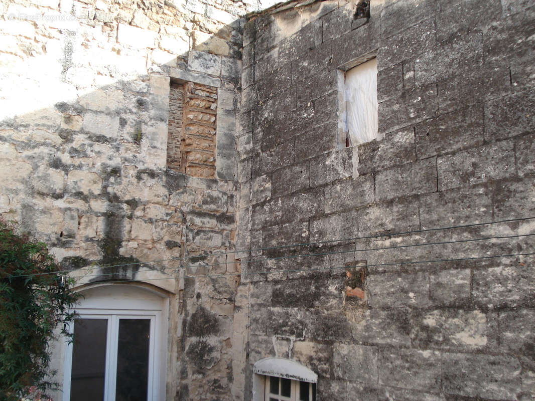 Maison à SAINT-GILLES