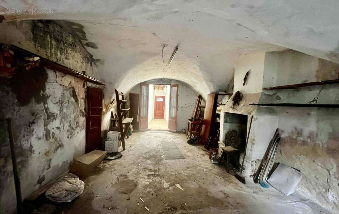 Maison à SAINT-GILLES