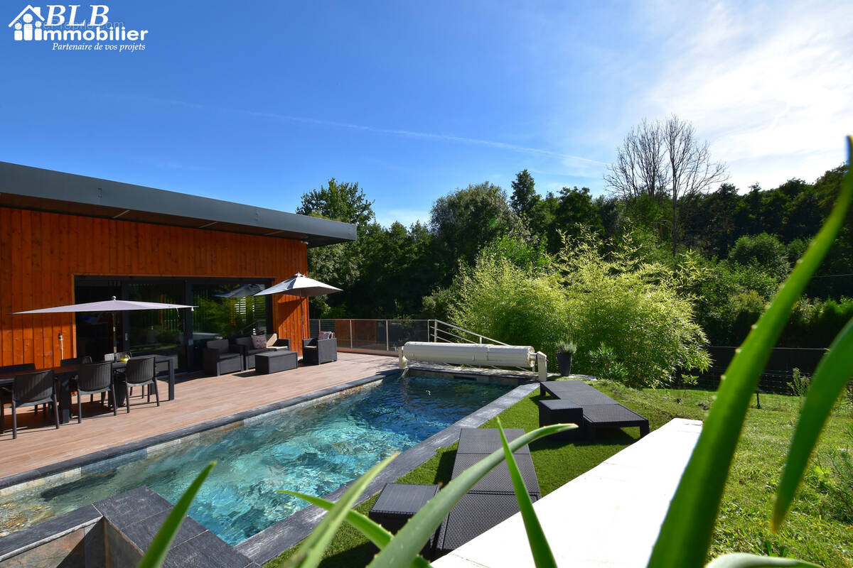 Maison à LES ESSARTS-LE-ROI