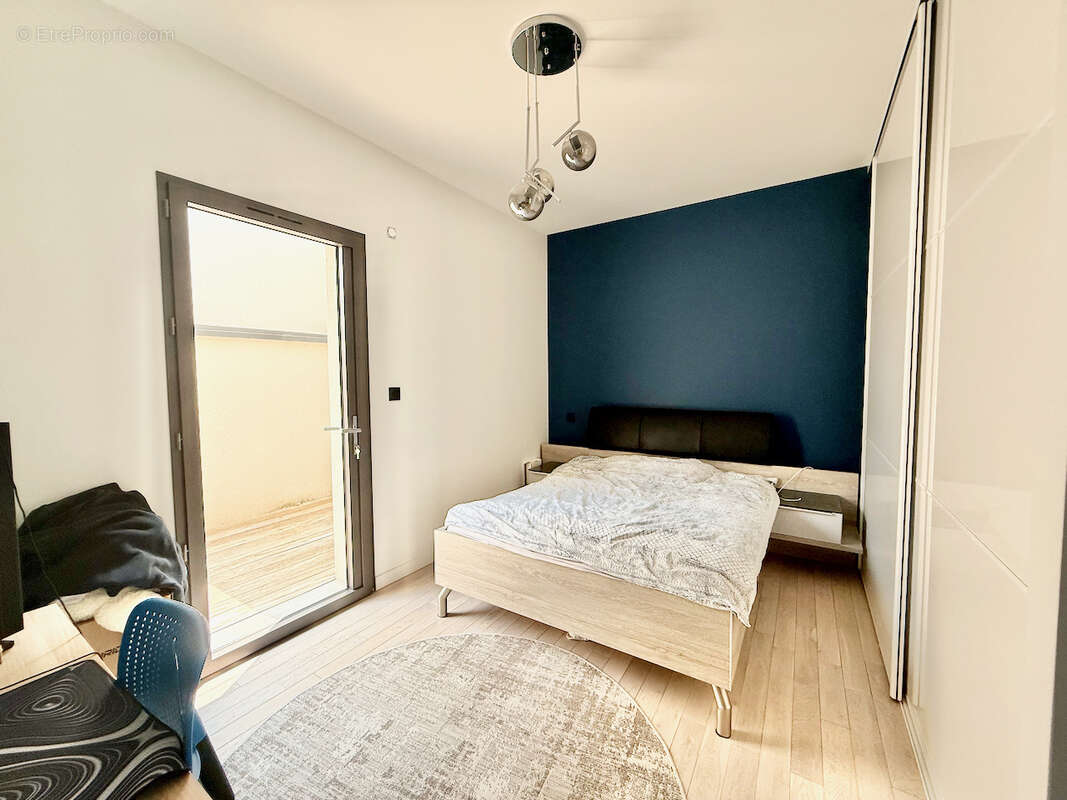 Maison à SALAISE-SUR-SANNE