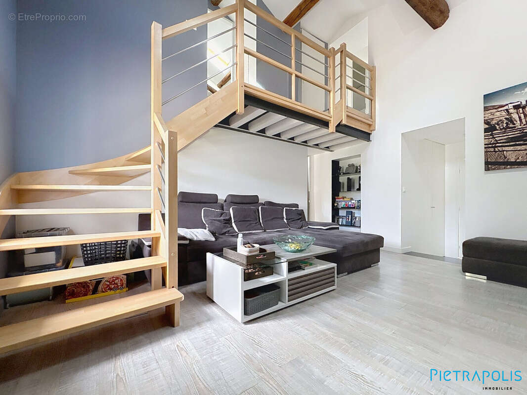 Maison à SAINT-JULIEN