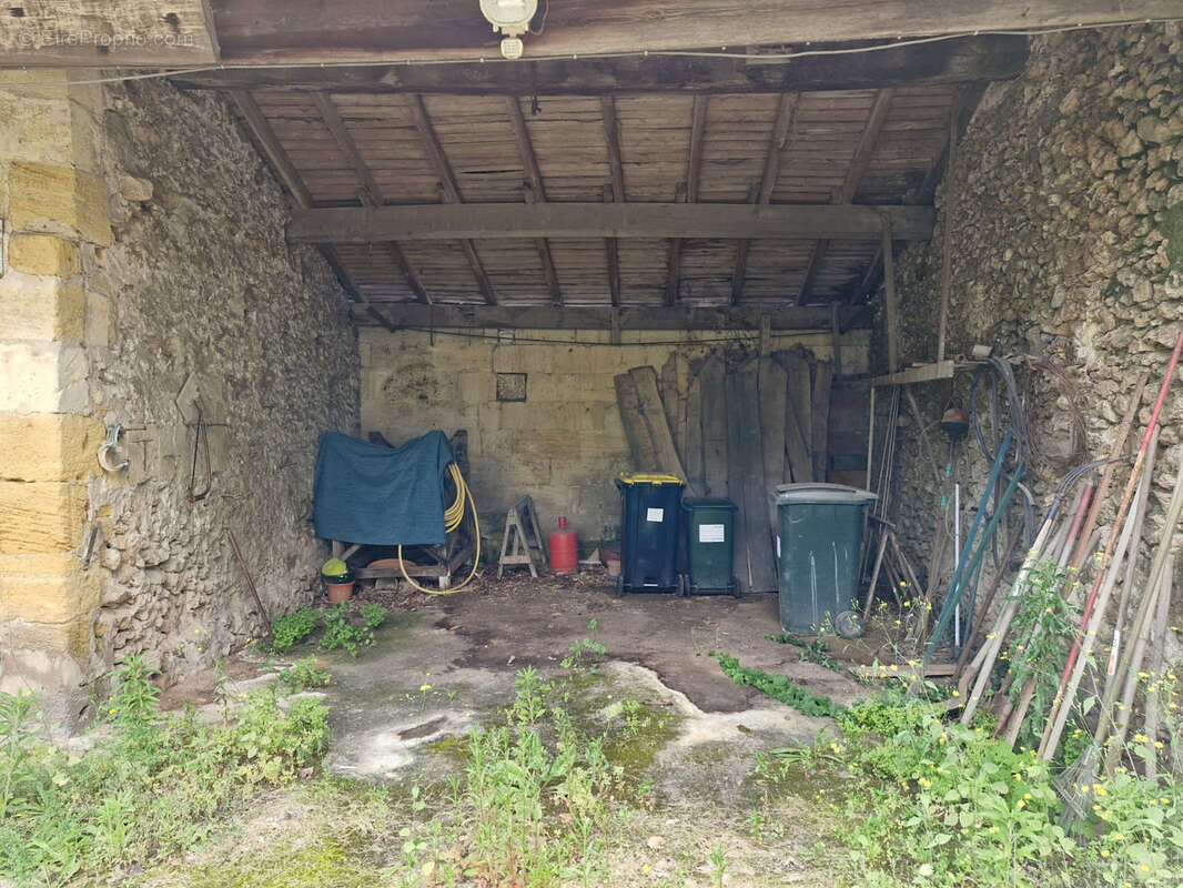 Maison à LAMOTHE-MONTRAVEL