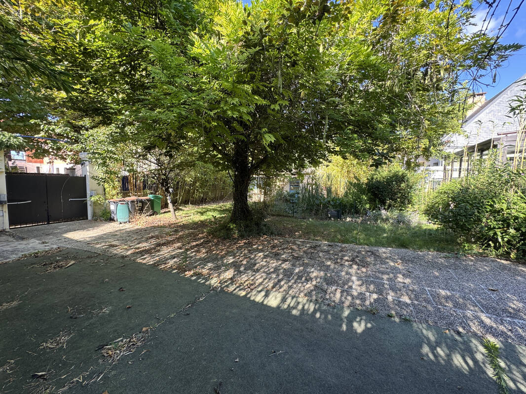 Maison à SAINT-MAUR-DES-FOSSES