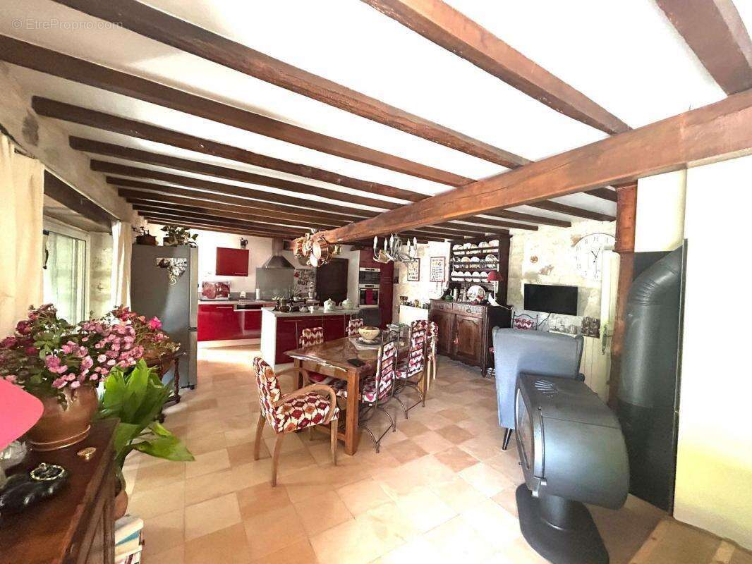 Maison à CAUSE-DE-CLERANS