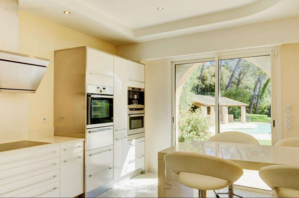 Maison à MOUANS-SARTOUX