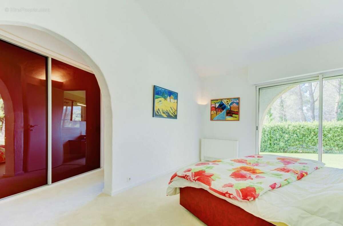 Maison à MOUANS-SARTOUX