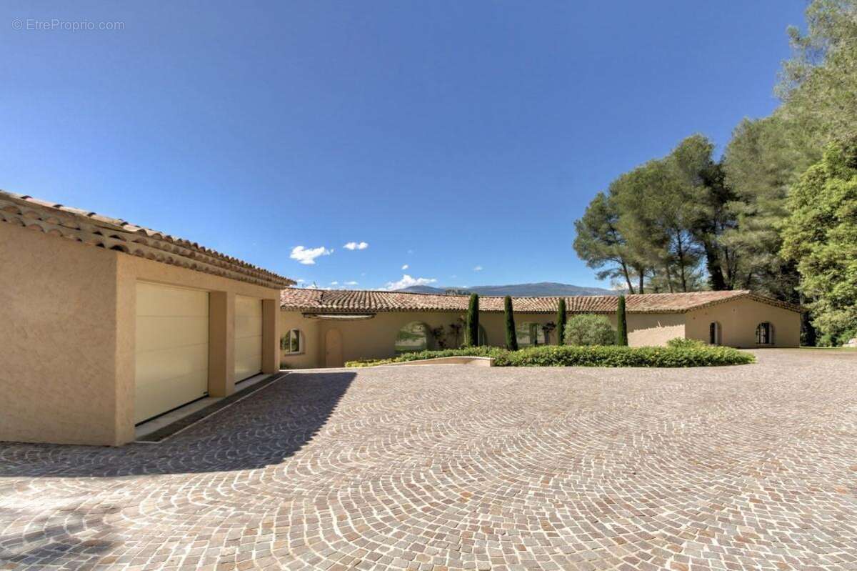 Maison à MOUANS-SARTOUX