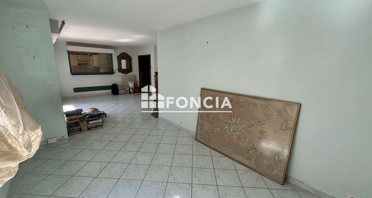 Appartement à MARSEILLE-9E