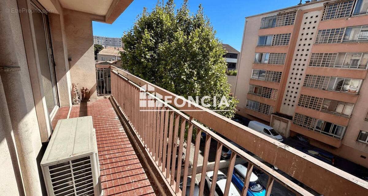 Appartement à MARSEILLE-9E