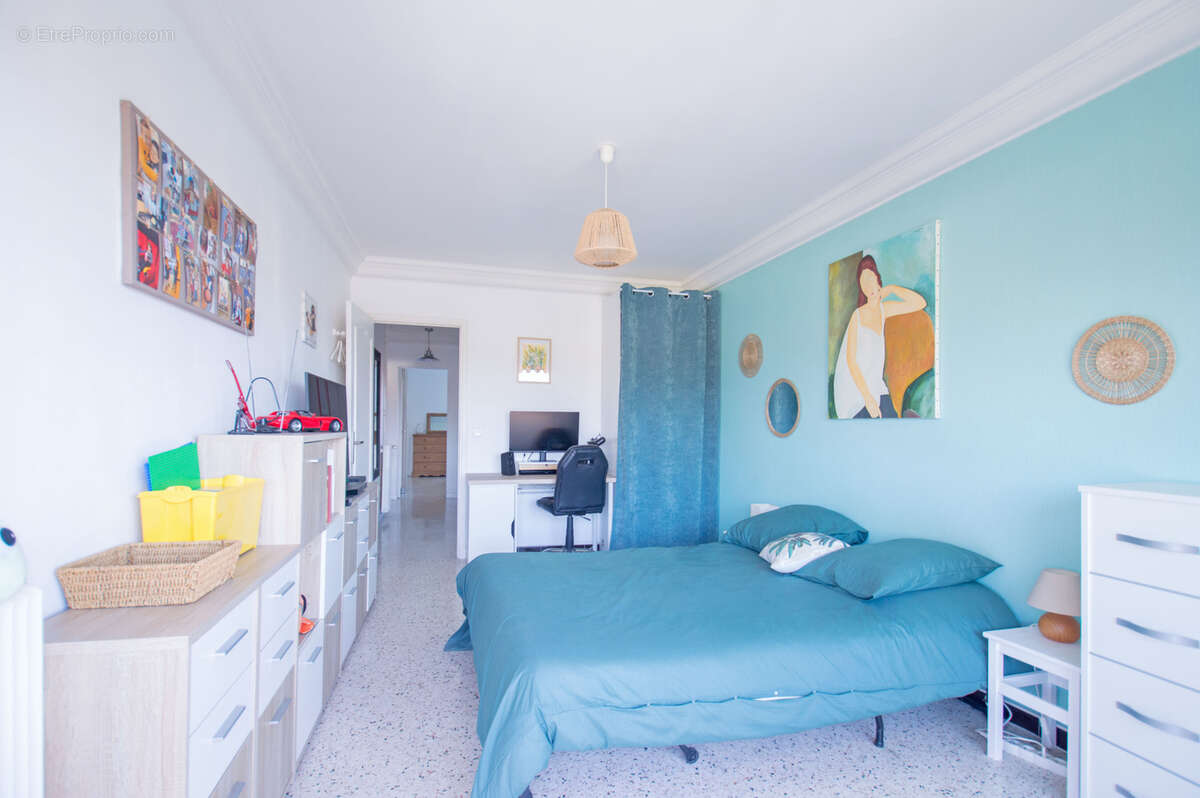 Appartement à CAGNES-SUR-MER