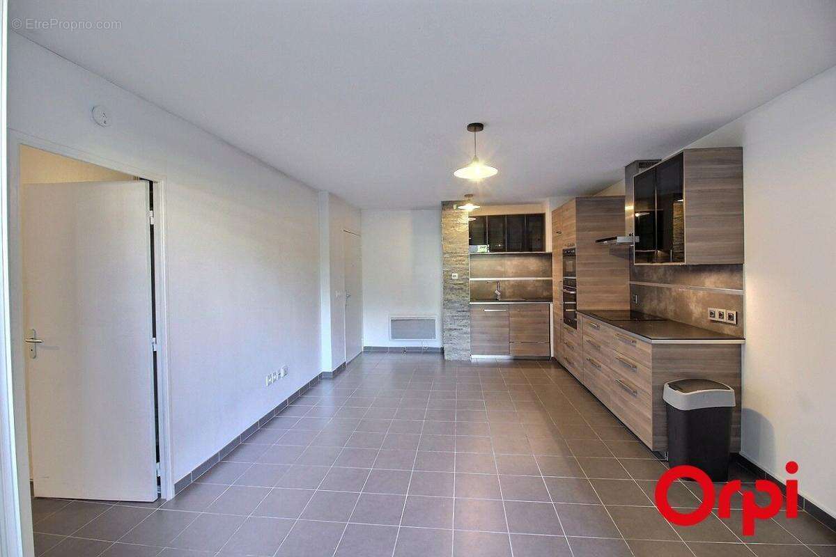 Appartement à MARSEILLE-11E