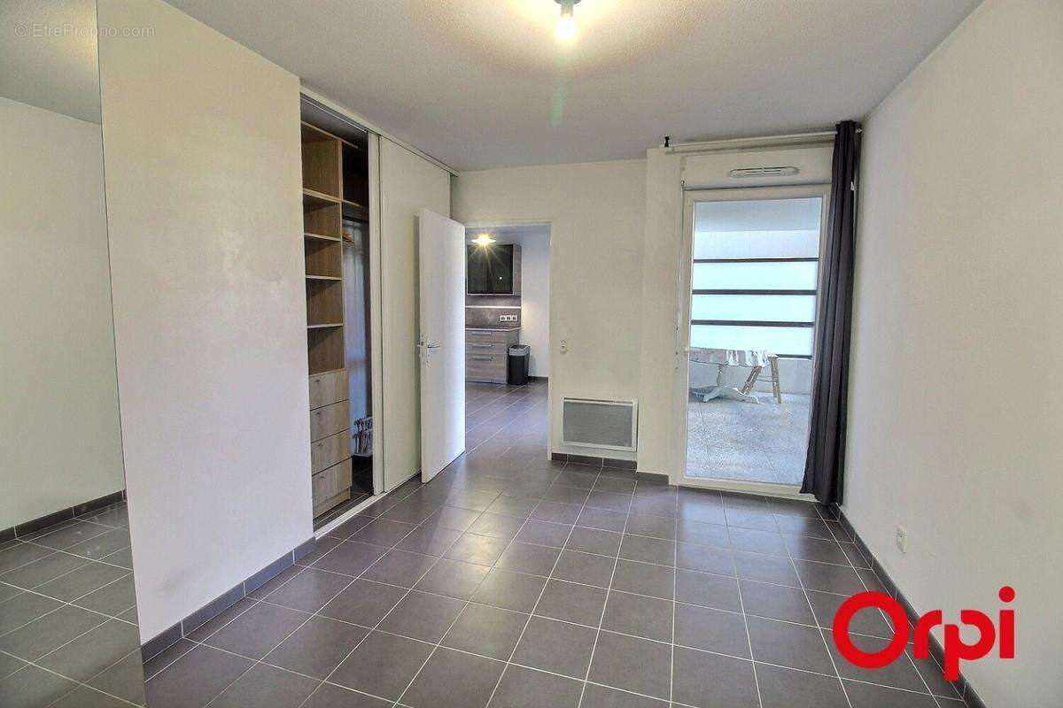 Appartement à MARSEILLE-11E
