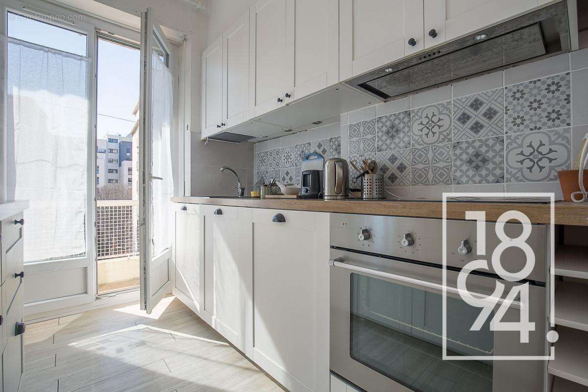 Appartement à MARSEILLE-8E