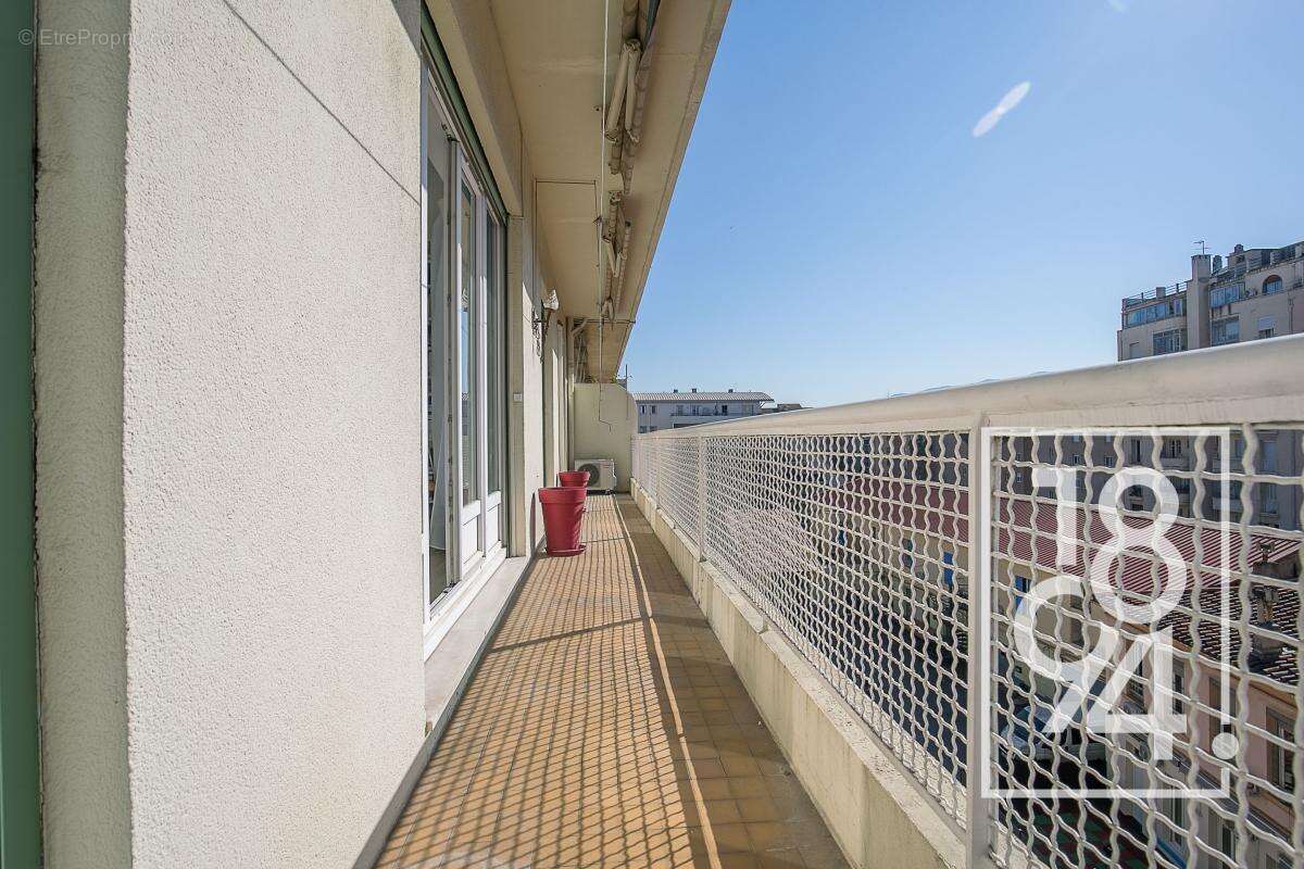 Appartement à MARSEILLE-8E