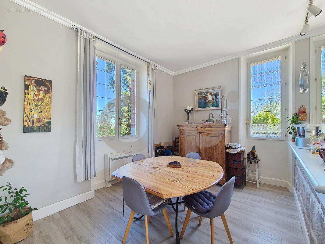 Maison à BRIVE-LA-GAILLARDE