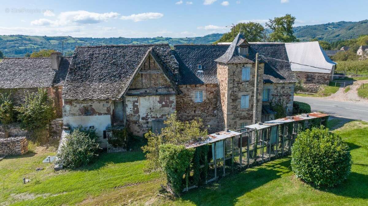 Maison à SAINT-CYPRIEN-SUR-DOURDOU