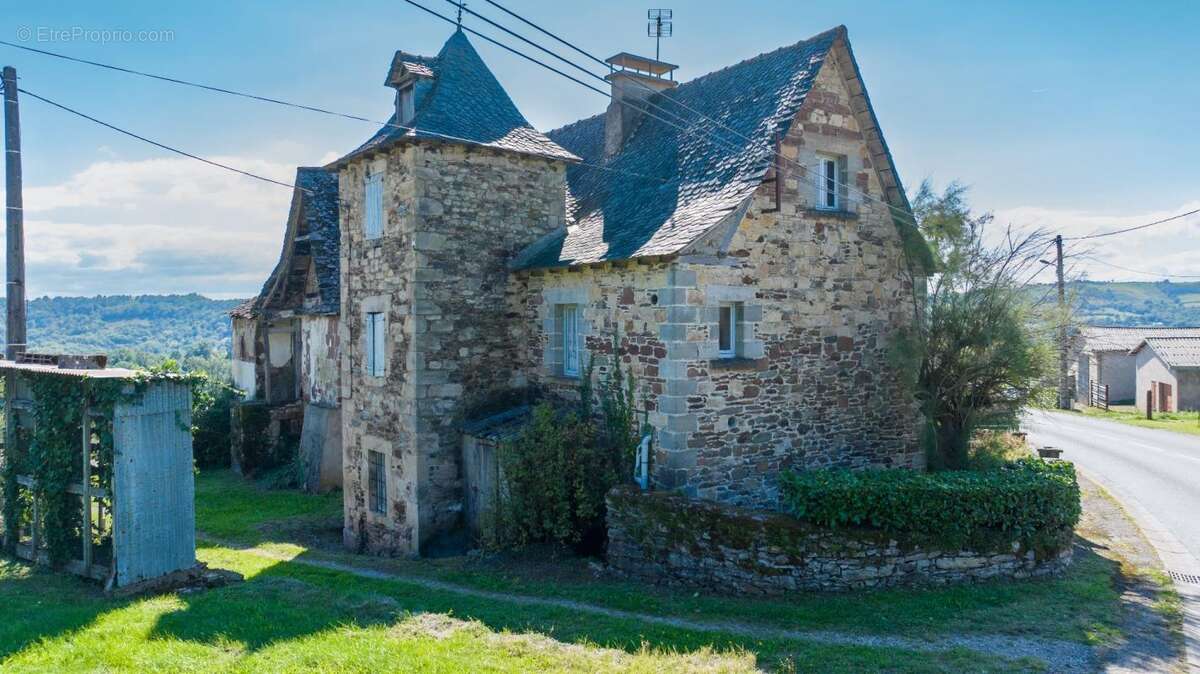 Maison à SAINT-CYPRIEN-SUR-DOURDOU