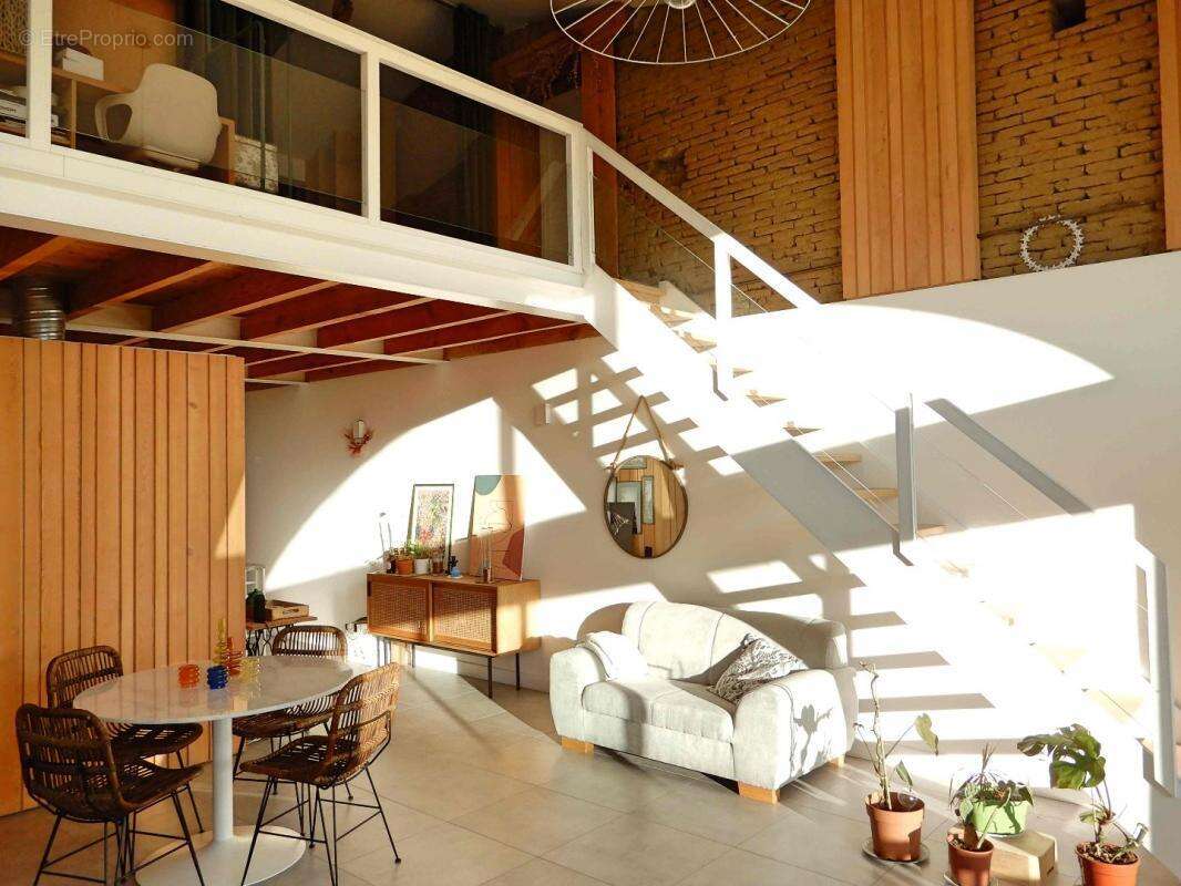 Maison à MONTGAILLARD-LAURAGAIS