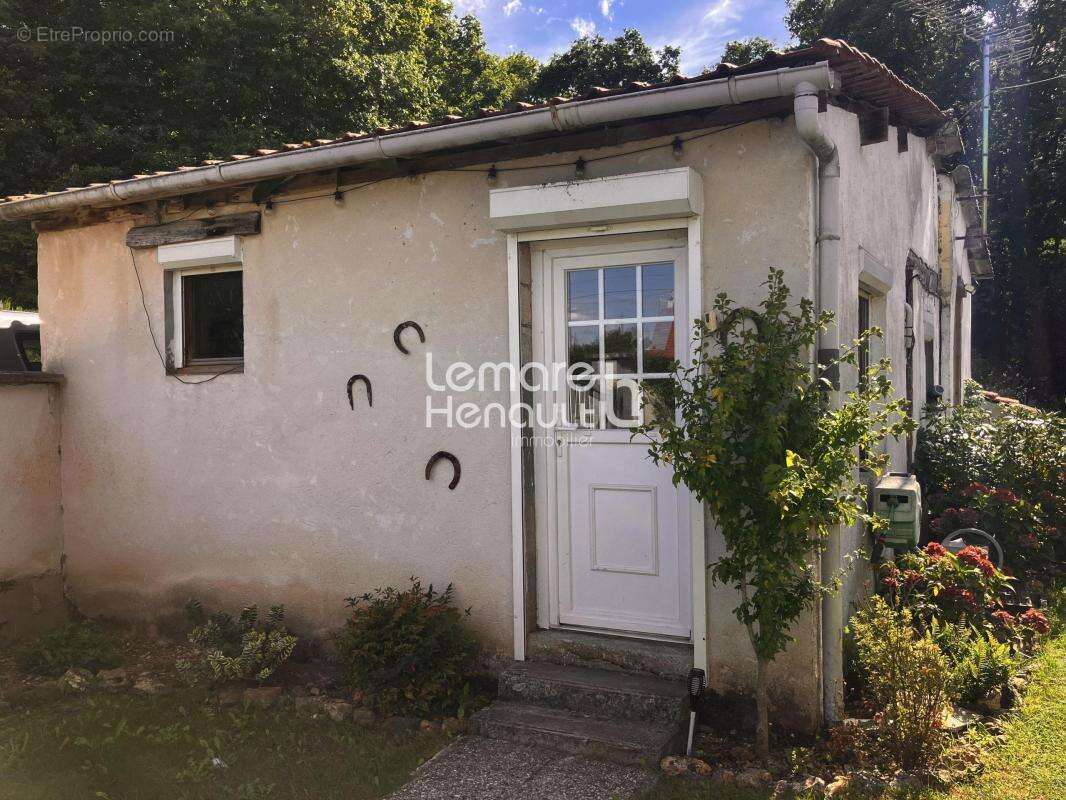 Maison à SAINT-REMY-SUR-AVRE