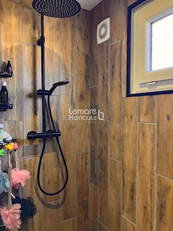 Maison à SAINT-REMY-SUR-AVRE