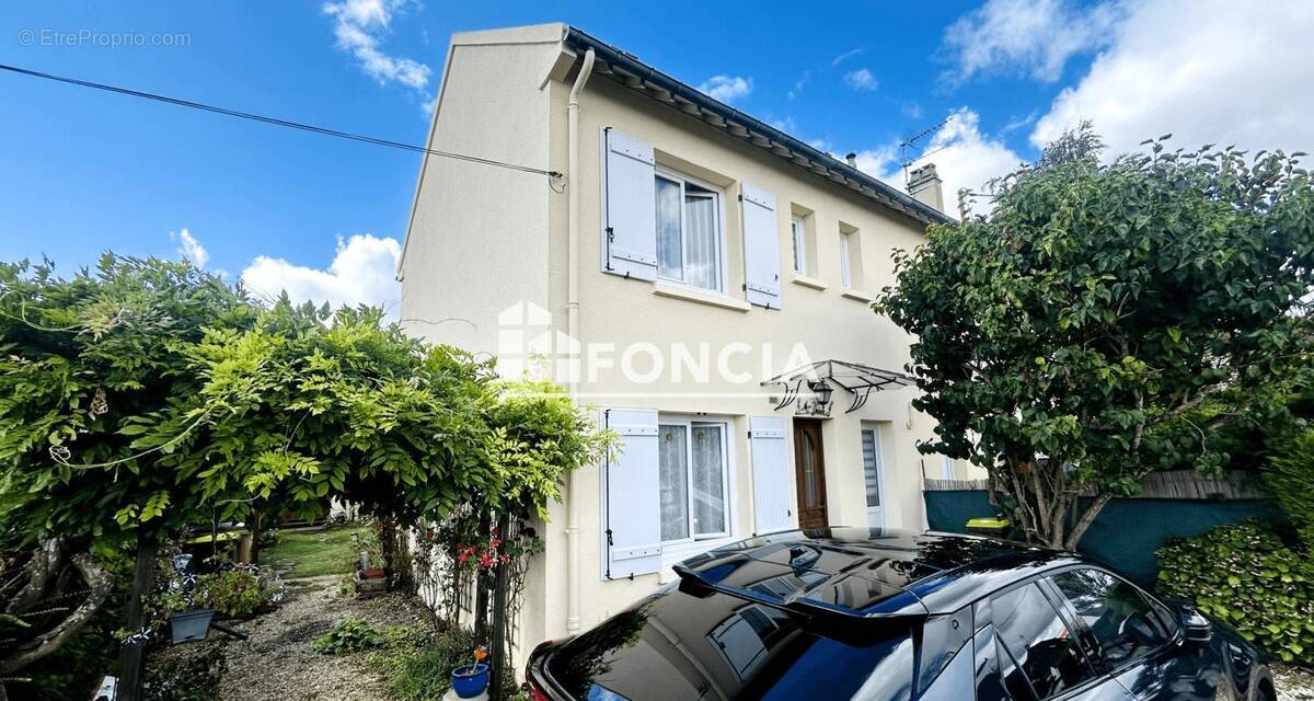 Maison à VERNOUILLET