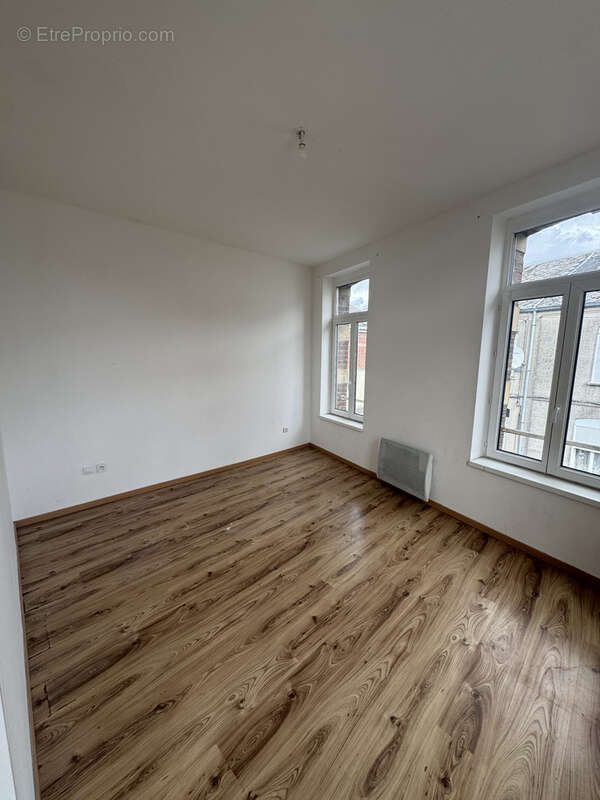 Appartement à CAUDRY