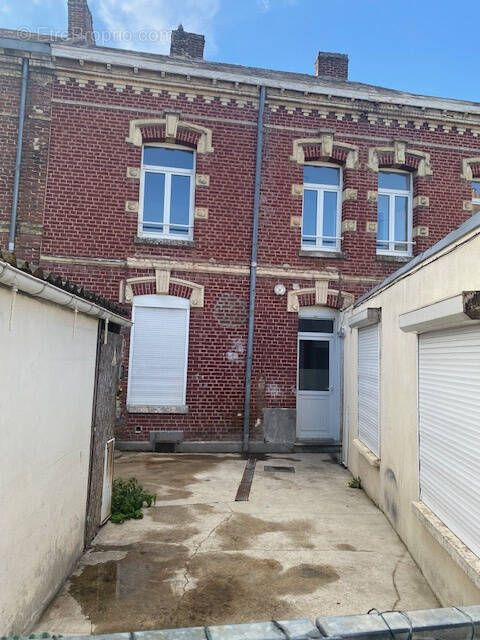 Appartement à CAUDRY