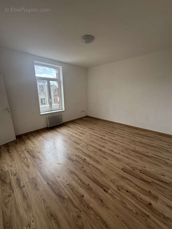 Appartement à CAUDRY