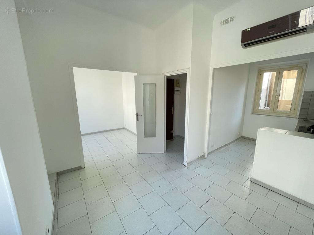 Appartement à MARSEILLE-8E