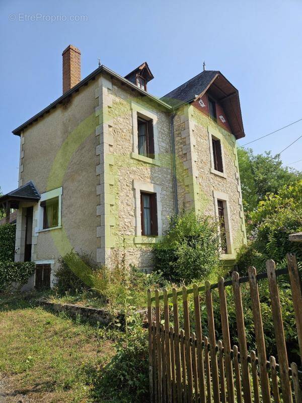 Maison à RUFFEC
