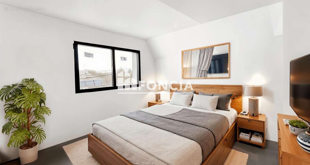 Maison à BOUGUENAIS